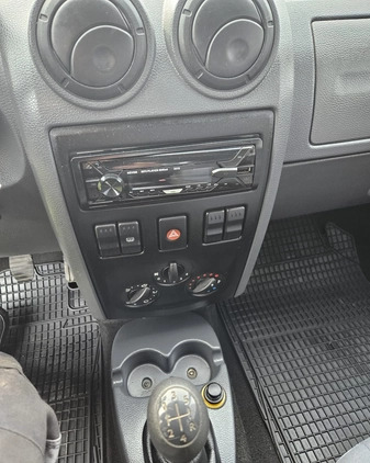 Dacia Logan cena 7900 przebieg: 151000, rok produkcji 2008 z Drezdenko małe 106